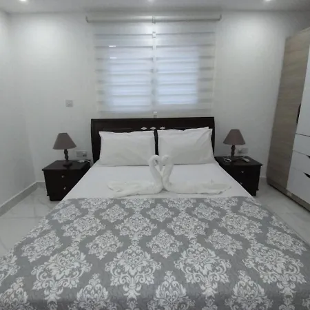 Seafront - 2 Bedroom Modern * Limasol