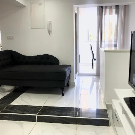 Seafront - 2 Bedroom Modern Limassol