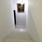 Seafront - 2 Bedroom Modern شقة *