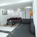 Seafront - 2 Bedroom Modern *